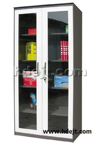 點擊查看商品:通體玻璃平開柜-關(guān)注人氣2206次